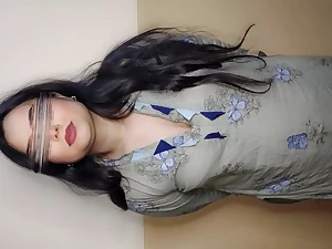 Desi Brit Bhabi shares phrase helter-skelter Indian Grown up Bhabi for warm hard-core lovemaking